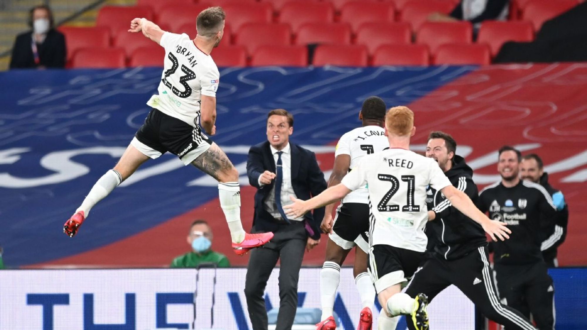 务的尊重 务的尊重